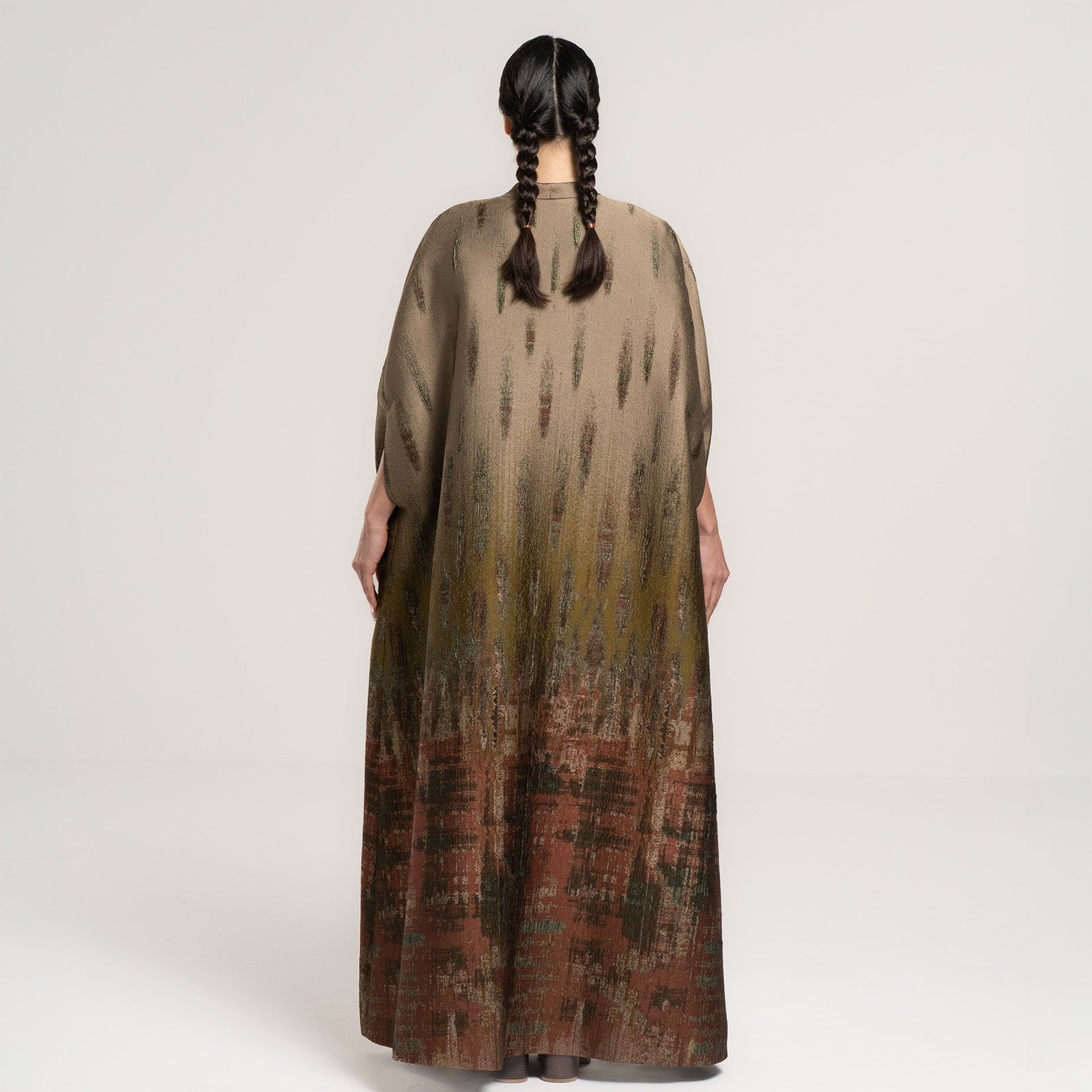 Brocade Sukoon Abaya with Ripple Threads