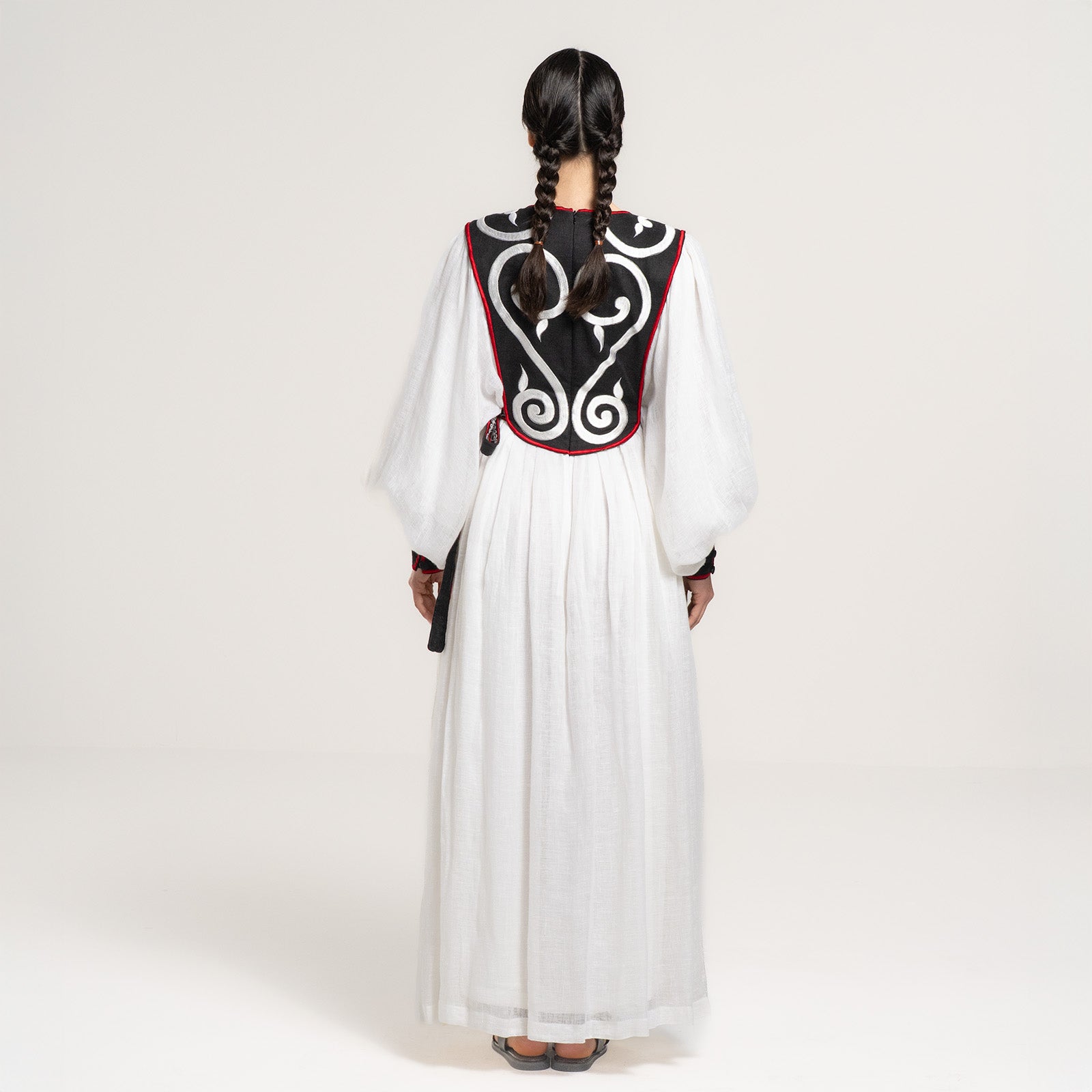 Cotton Khaima Dress with Thread Embroidery