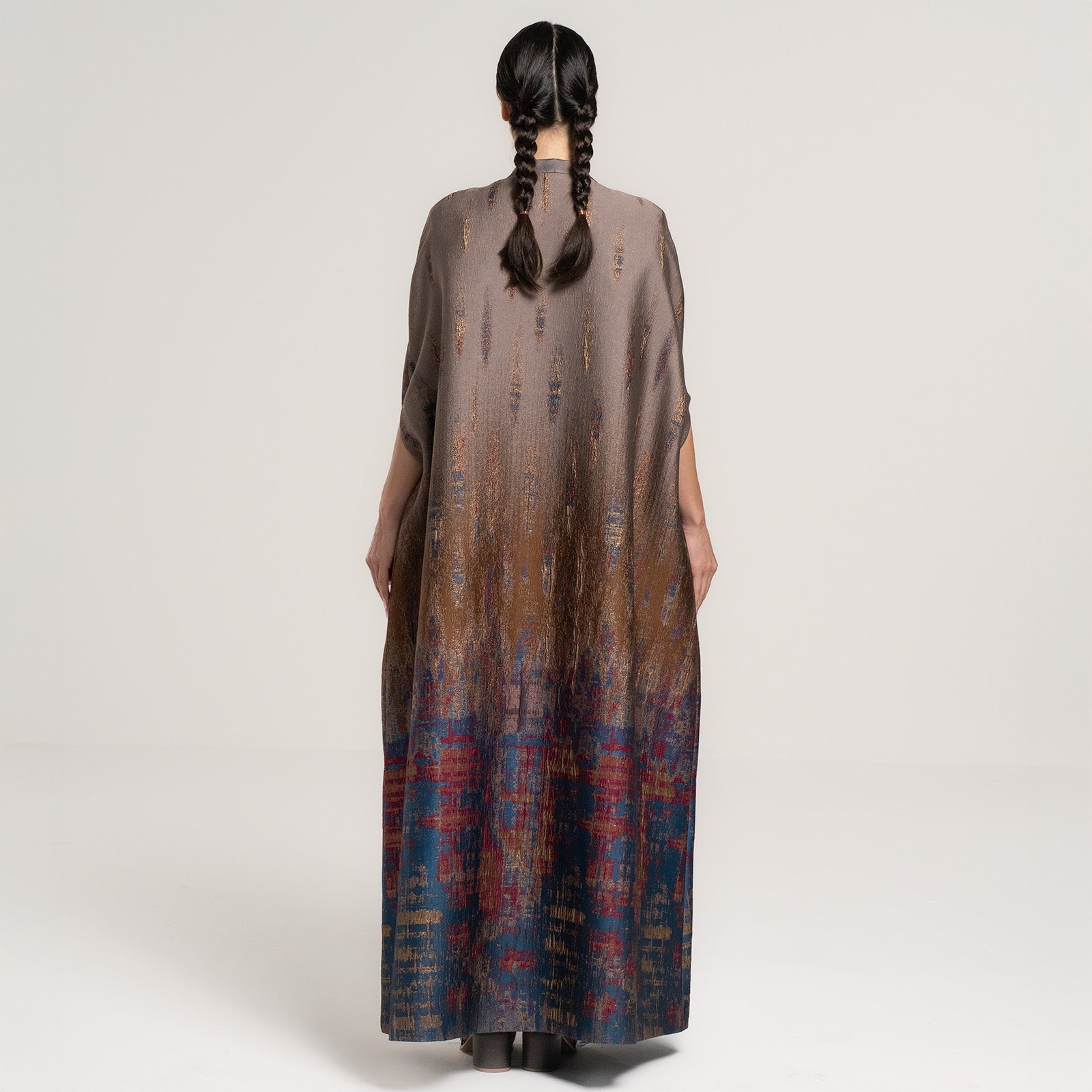 Brocade Sukoon Abaya with Ripple Threads