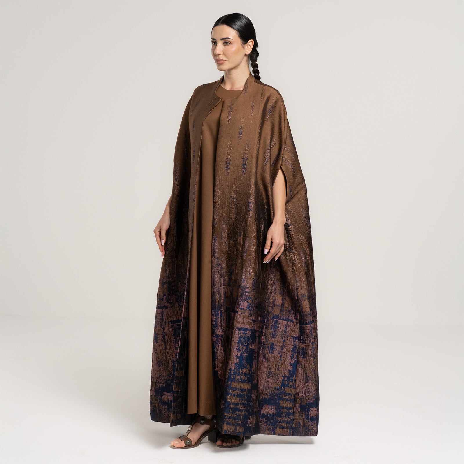 Brocade Sukoon Abaya with Ripple Threads