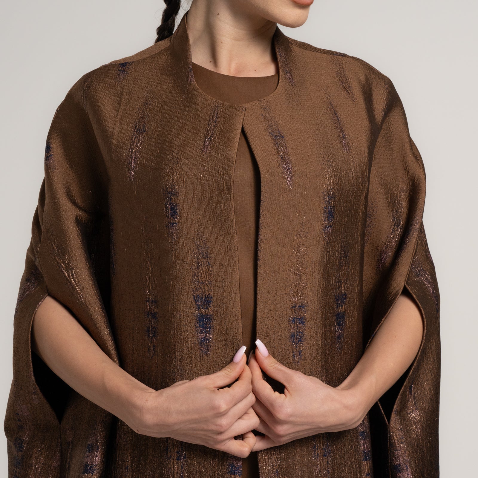 Brocade Sukoon Abaya with Ripple Threads